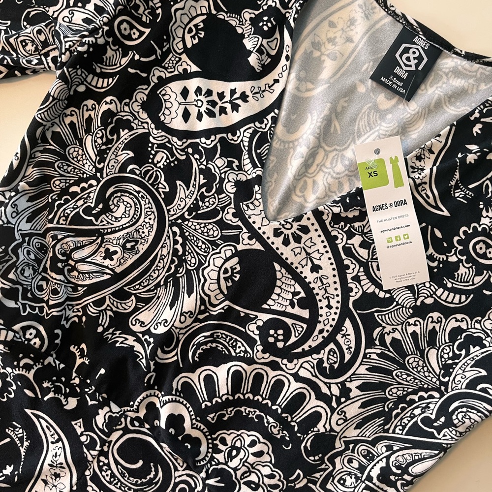 WOMENS MAXI DRESS BLACK WHITE PAISLEY AGNES & DORA AUSTEN WINDING ROAD XS